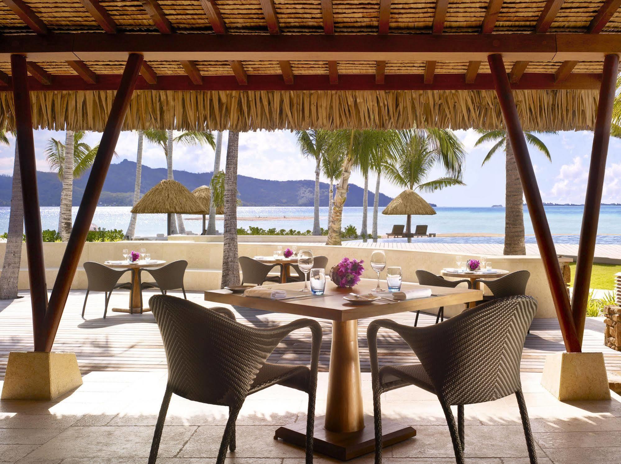 Four Seasons Resort Bora Bora Restaurant photo
